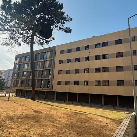 Surf And Chill House *