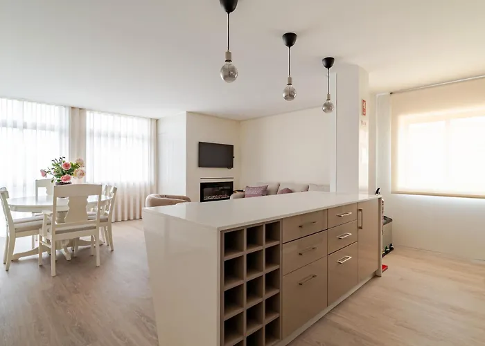 Apartment Surf And Chill House