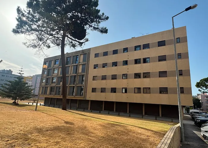 Surf And Chill House *